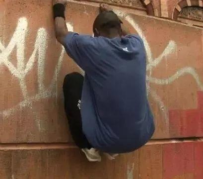 小生活 | 校园枪击生存小贴士