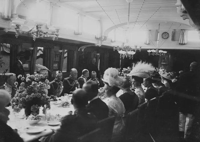 唐顿绅士养成记