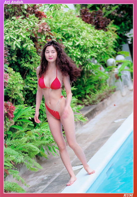 安藤有里 Ari Andoh