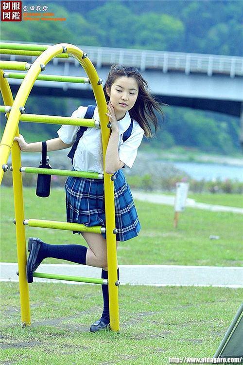 制服図鑑 ななみ(遊佐七海)