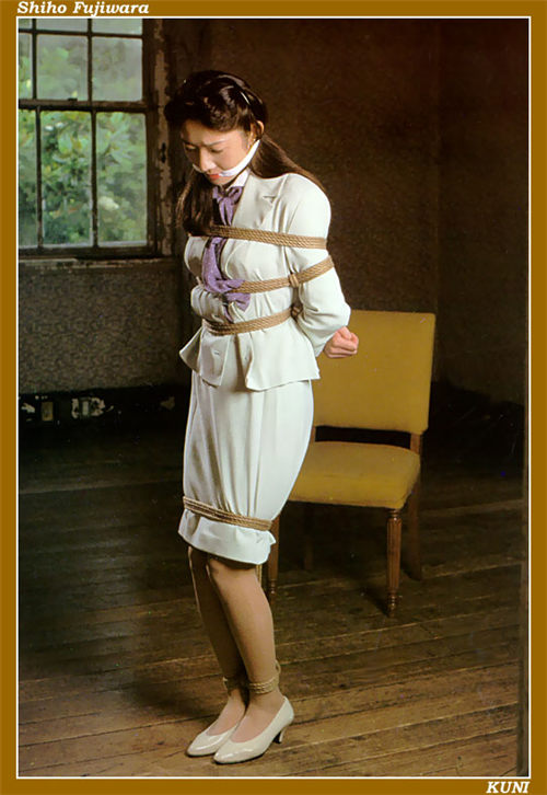 藤原史歩 Shiho Fujiwara