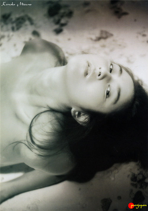 Kanako Mizuno 水野可奈子 