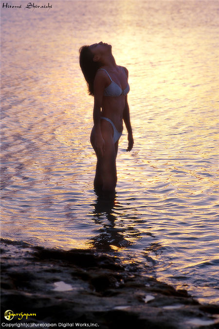 白石瞳写真集-Southern Lights