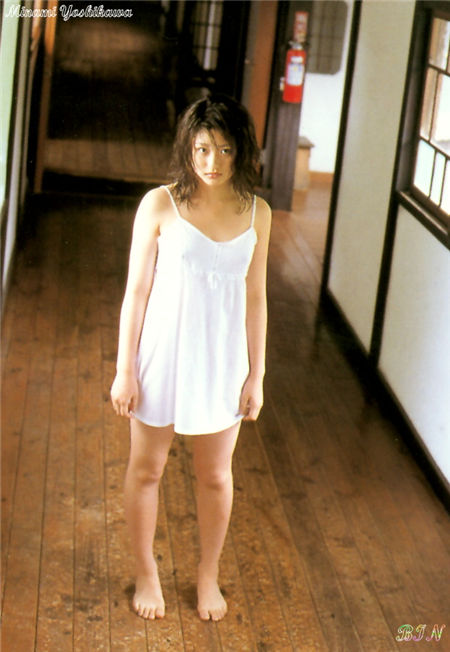 吉川美奈美 Minami Yoshikawa