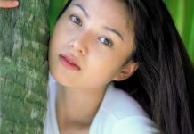 美少女写真集TSUGUMI つぐみ 18歳