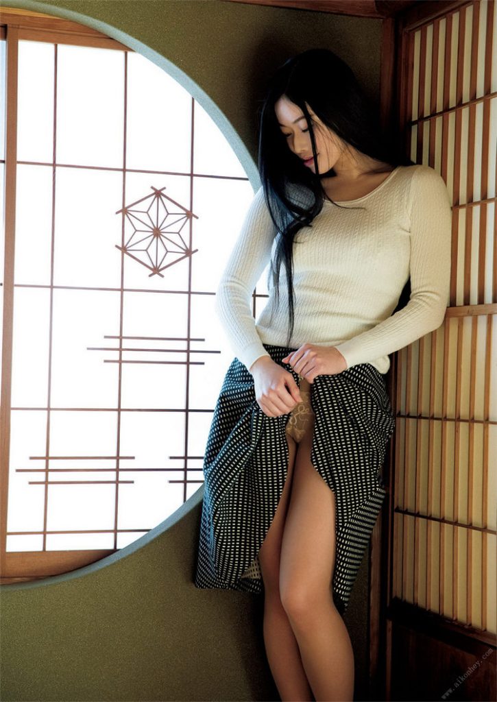 Asuka Oda 小田飛鳥, 《聖域》FLASHデジタル写真集