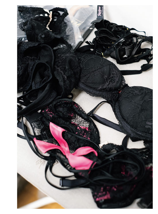 8woman エイトマン女優8人のいちばん長い日 アサ芸SEXY女優写真集